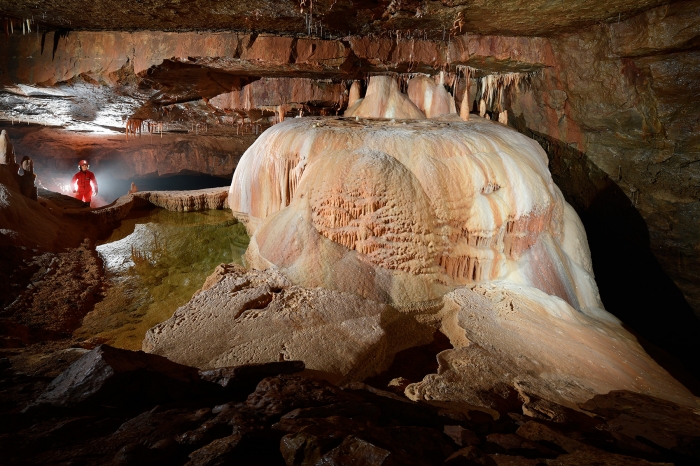 Canaë et spéléologie : deux activités à faire absolument dans le Lot